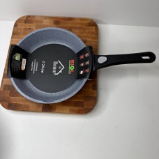 Сковорідка 24 см Home