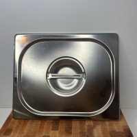 Кришка до гастроємності GN1/2  Brillis