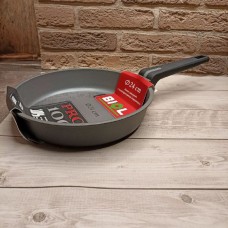 Сковорідка 24 см антипригарна PRO100