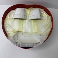 Набір чайний 4 предмета (2 чашки квадр. 240 мл з блюд.)