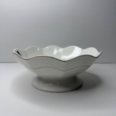 Цукерниця на ніжці біла порцеляна кругла 1000 мл 22,3 см