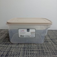 Контейнер для сипучих 1,7 л з ручкою пудра Carry